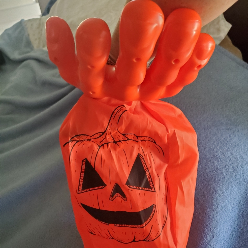 Halloween trick or treat hand bag awesome!